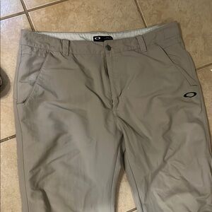Oakley Men's Tan Pants